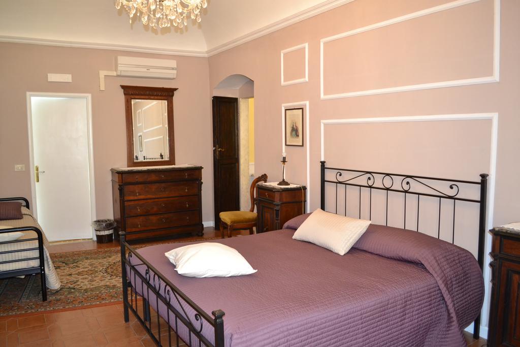 Corte Palazzo Picedi Benettini Sarzana Εξωτερικό φωτογραφία