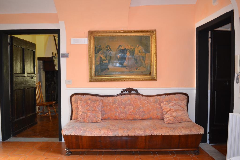 Corte Palazzo Picedi Benettini Sarzana Εξωτερικό φωτογραφία